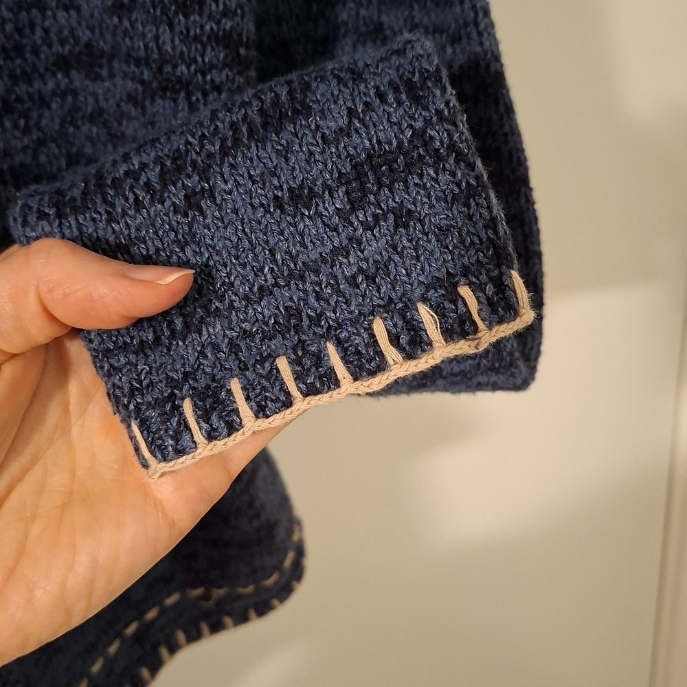 Vintage Blue Polo-neck Cardigan with Cream Crochet & Blanket Stitch (Size S) - Picture 9 of 10